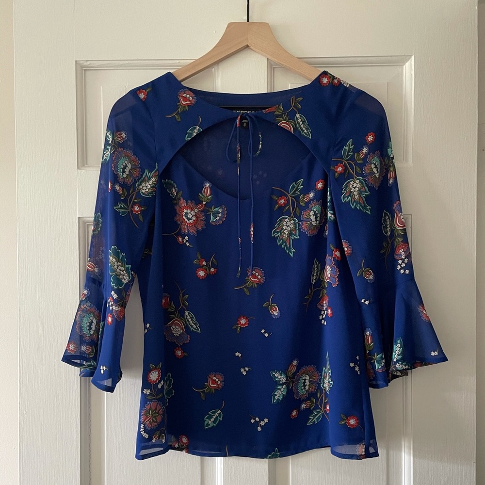 Floral Cut-Out Tie Neck ThreeQuarter Sleeve Blouse